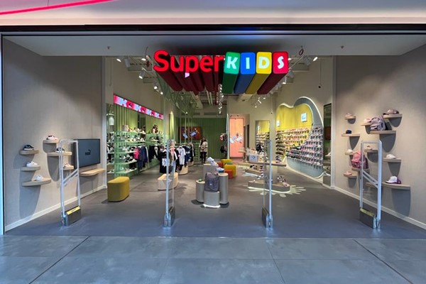 SUPERKIDS