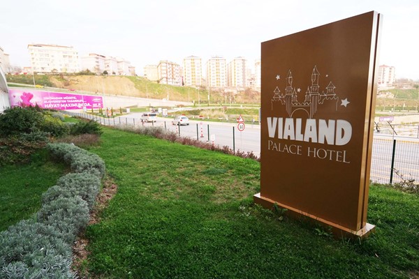 VIALAND PALACE OTEL